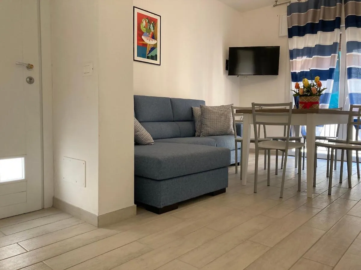 New And Bright Apartment Close To The Beach Rosolina Mare